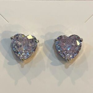 Gorgeous hearts -- earring studs 💎💎